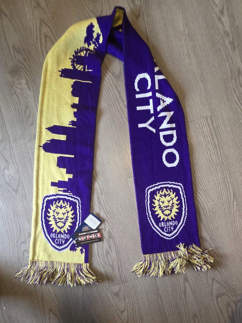 Official scarf Orlando City SC Ruffneck, New with purple and gold labels